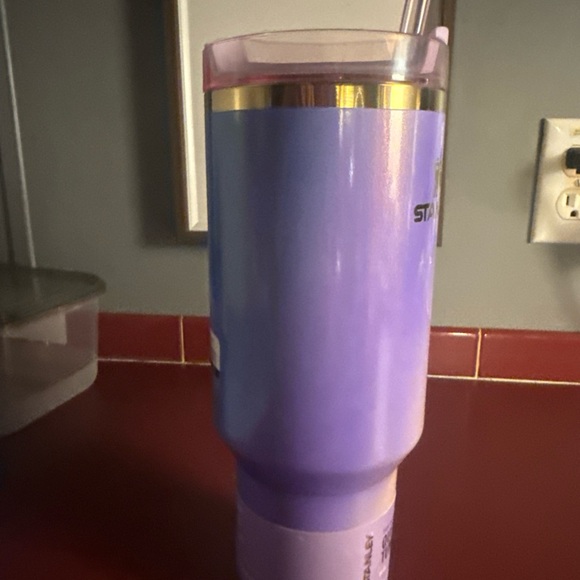 Stanley NEW h2o 40oz WICKED tumbler - Picture 6 of 6